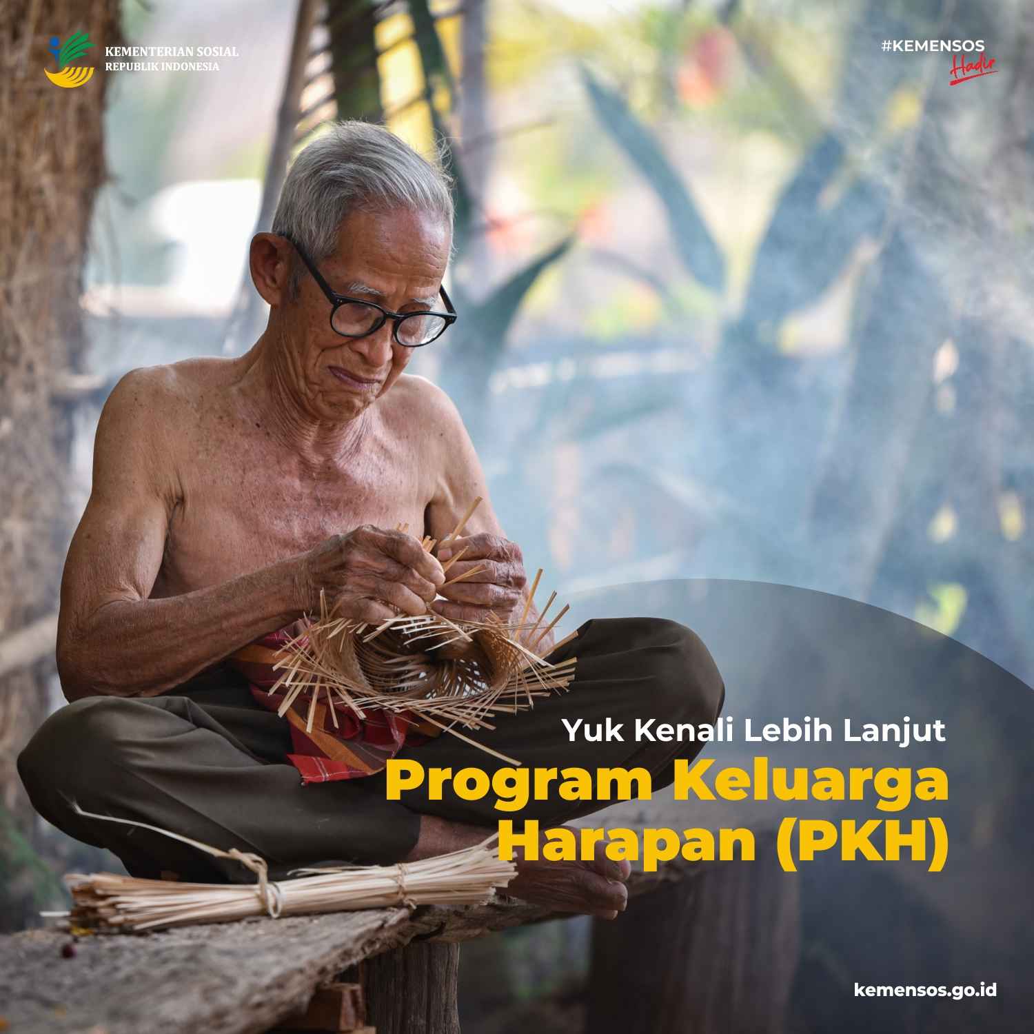 Program Keluarga Harapan (PKH) merupakan salah satu program Bantuan Tunai Kementerian Sosial yang telah terbukti berhasil mendorong penurunan angka kemiskinan di Indonesia.